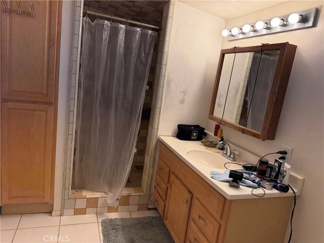 11707 Goodwin Drive, Victorville, CA 92371