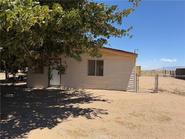11707 Goodwin Drive, Victorville, CA 92371