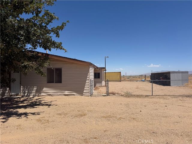 11707 Goodwin Drive, Victorville, CA 92371