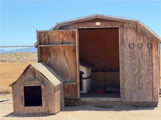 11707 Goodwin Drive, Victorville, CA 92371