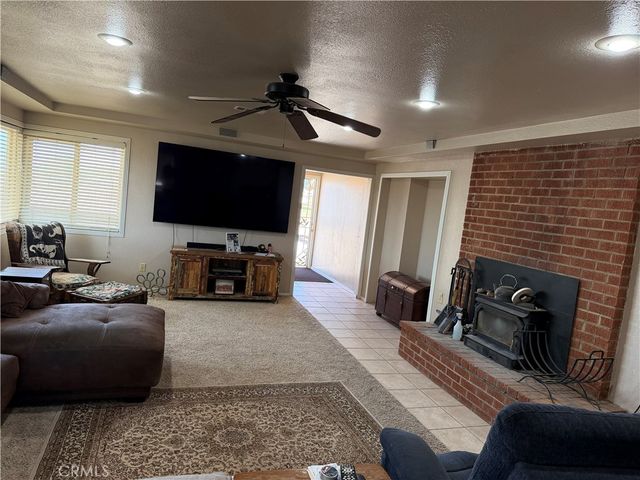 11707 Goodwin Drive, Victorville, CA 92371