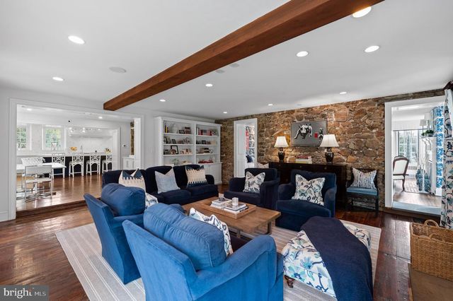 658 BROOKE RD, Wayne, PA 19087