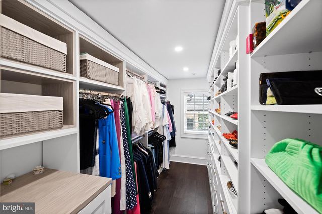 658 BROOKE RD, Wayne, PA 19087