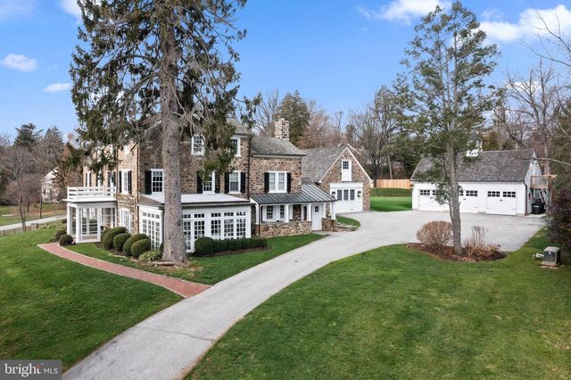 658 BROOKE RD, Wayne, PA 19087