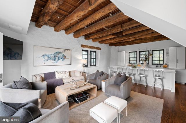 658 BROOKE RD, Wayne, PA 19087