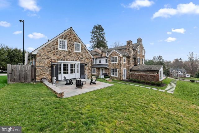 658 BROOKE RD, Wayne, PA 19087