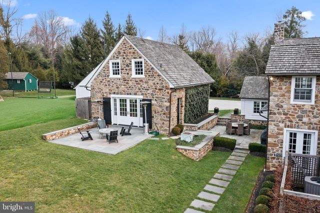 658 BROOKE RD, Wayne, PA 19087