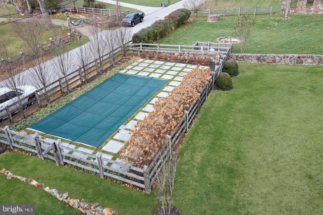 658 BROOKE RD, Wayne, PA 19087