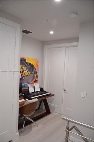 10347 NW 64th Ln, Doral, FL 33178