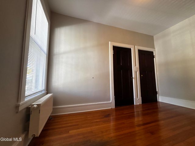 226 N Greenbush Road, North Greenbush, NY 12180