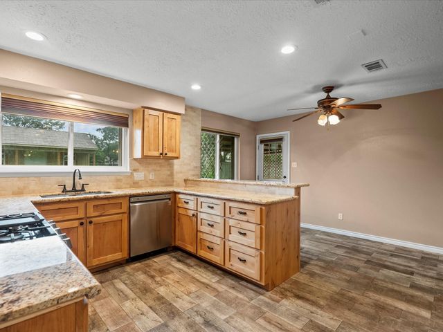 3613 Polk Lane, Deer Park, TX 77536