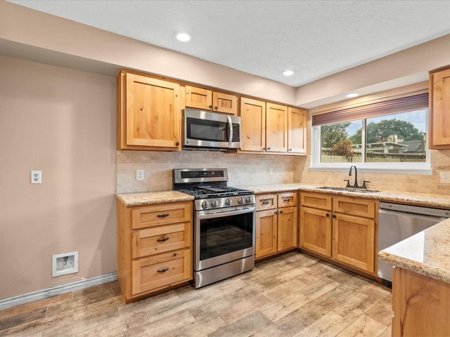 3613 Polk Lane, Deer Park, TX 77536