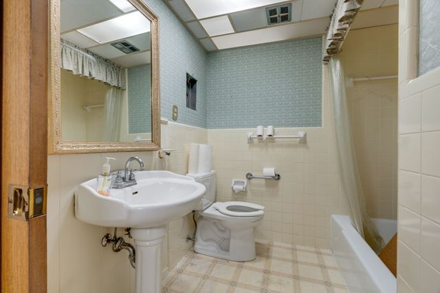 417 Keats Circle, Irving, TX 75061