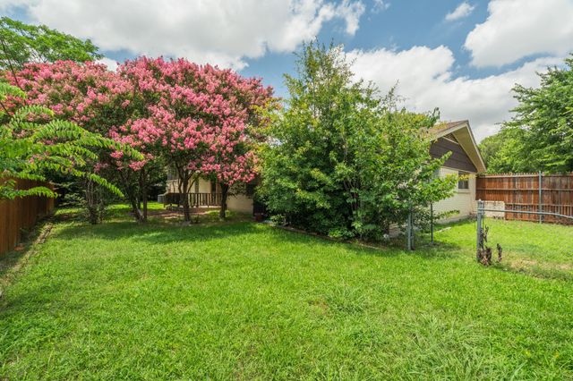 417 Keats Circle, Irving, TX 75061