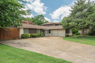 417 Keats Circle, Irving, TX 75061
