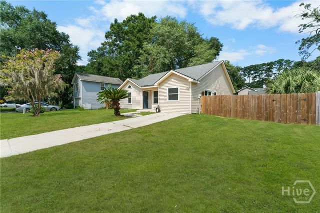 560 Oemler Loop, Savannah, GA 31410