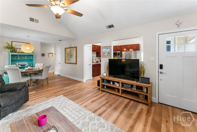 560 Oemler Loop, Savannah, GA 31410