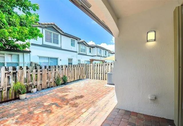 7772 NW 114th Pl 0, Doral, FL 33178