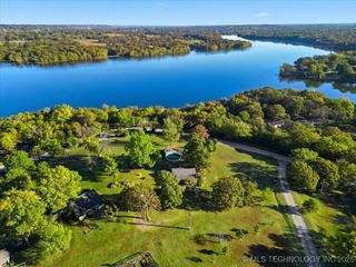 14552 E Lake Drive, Claremore, OK 74017