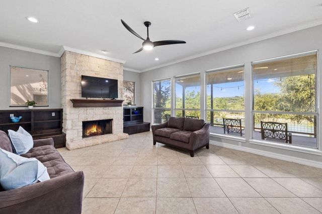 10800 Beach RD, Leander, TX 78641