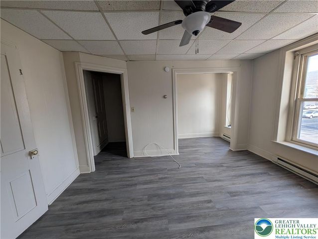 647 North New Street 4, Bethlehem City, PA 18018