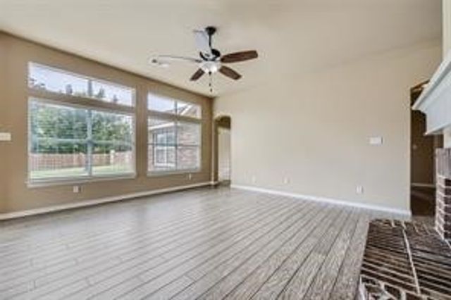 5441 Threshing Drive, Fort Worth, TX 76179