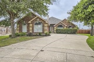 5441 Threshing Drive, Fort Worth, TX 76179