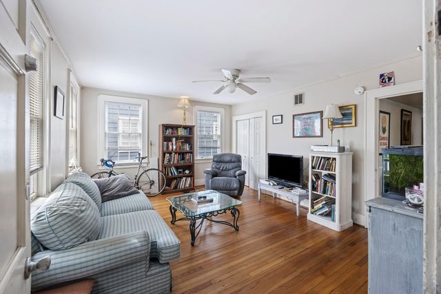 11 Smith Street, Charleston, SC 29401