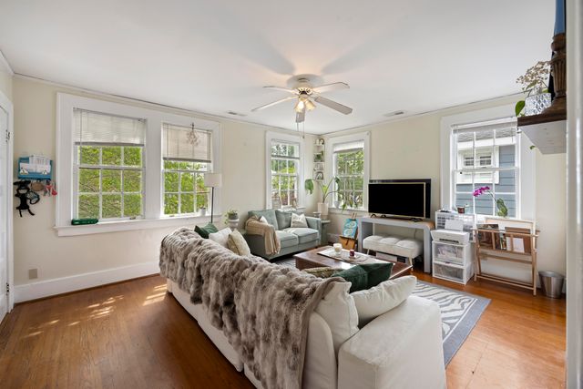 11 Smith Street, Charleston, SC 29401
