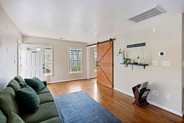 11 Smith Street, Charleston, SC 29401