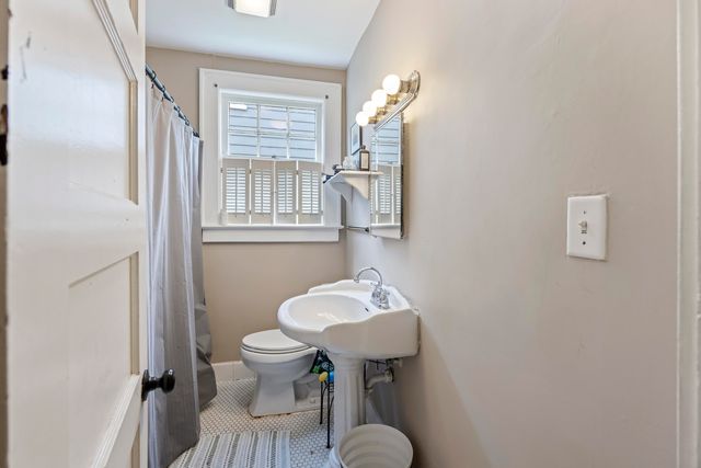 11 Smith Street, Charleston, SC 29401