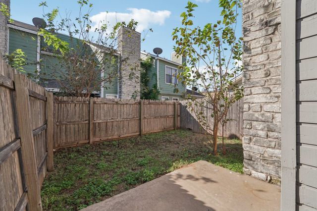 12306 Abney DR C, Austin, TX 78729