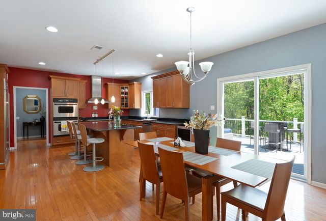 13 SCHINDLER LN, Monroe Township, NJ 08831