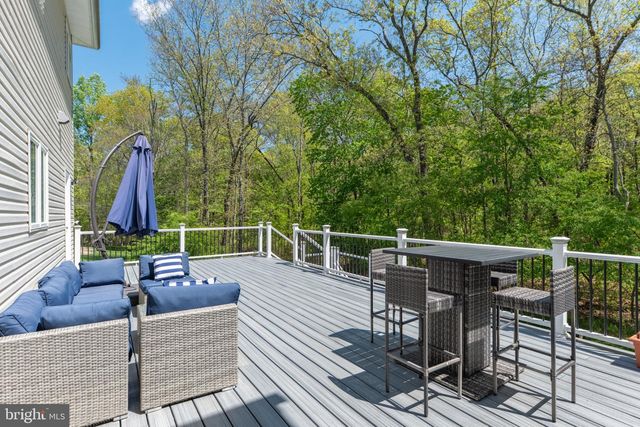 13 SCHINDLER LN, Monroe Township, NJ 08831