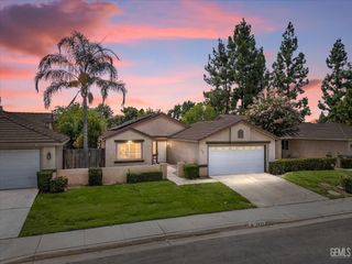 7511 Stone Breakers Avenue, Bakersfield, CA 93313