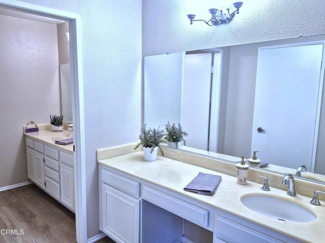 35206 Village 35, Camarillo, CA 93012