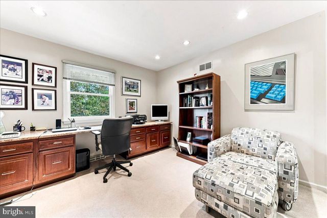 140 JUSTICE DR, Newtown, PA 18940