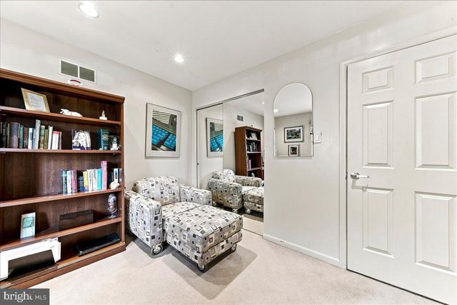 140 JUSTICE DR, Newtown, PA 18940