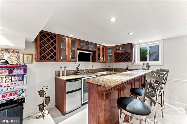 140 JUSTICE DR, Newtown, PA 18940
