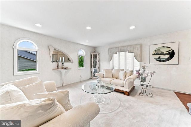 140 JUSTICE DR, Newtown, PA 18940