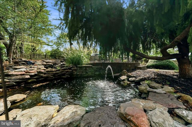 140 JUSTICE DR, Newtown, PA 18940