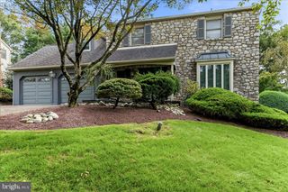 140 JUSTICE DR, Newtown, PA 18940