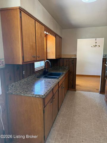 3607 Brendenwood Rd, Louisville, KY 40272