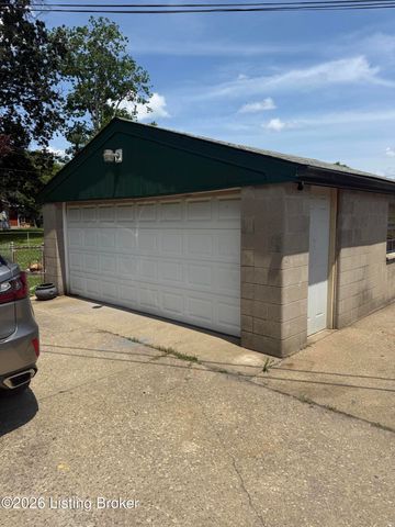 3607 Brendenwood Rd, Louisville, KY 40272