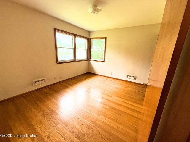 3607 Brendenwood Rd, Louisville, KY 40272