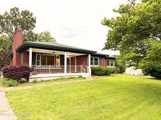 3607 Brendenwood Rd, Louisville, KY 40272