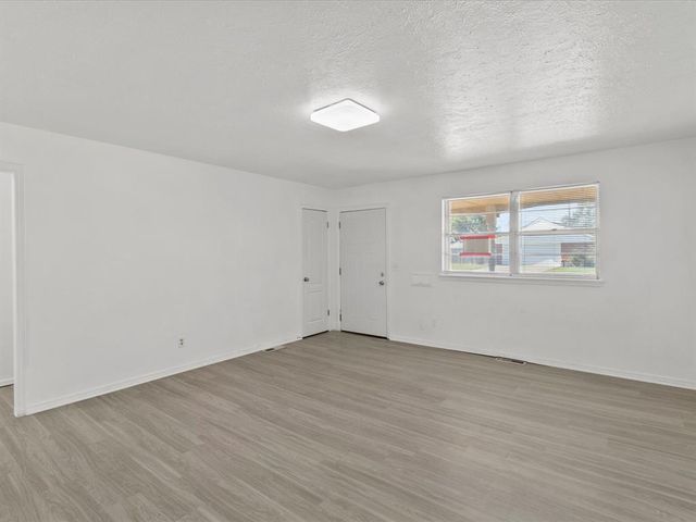 3112 N Viewpoint Drive, Midwest City, OK 73110