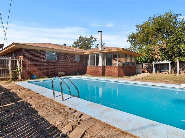 3112 N Viewpoint Drive, Midwest City, OK 73110