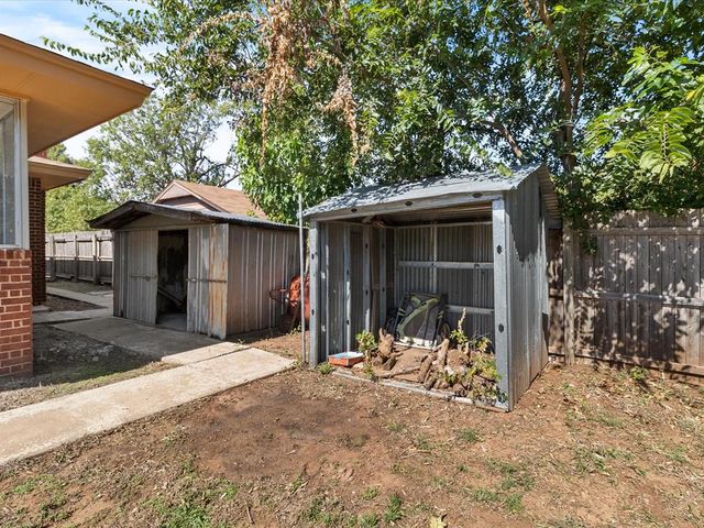 3112 N Viewpoint Drive, Midwest City, OK 73110