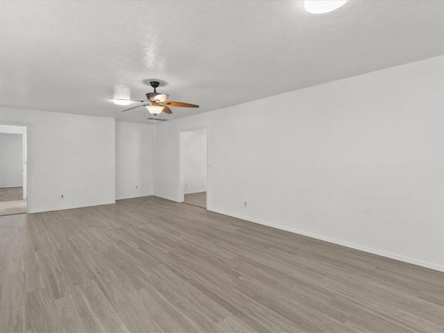 3112 N Viewpoint Drive, Midwest City, OK 73110